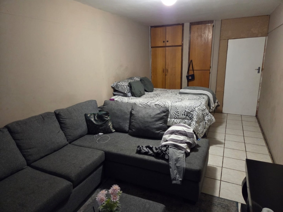 1 Bedroom Property for Sale in Bloemfontein Free State